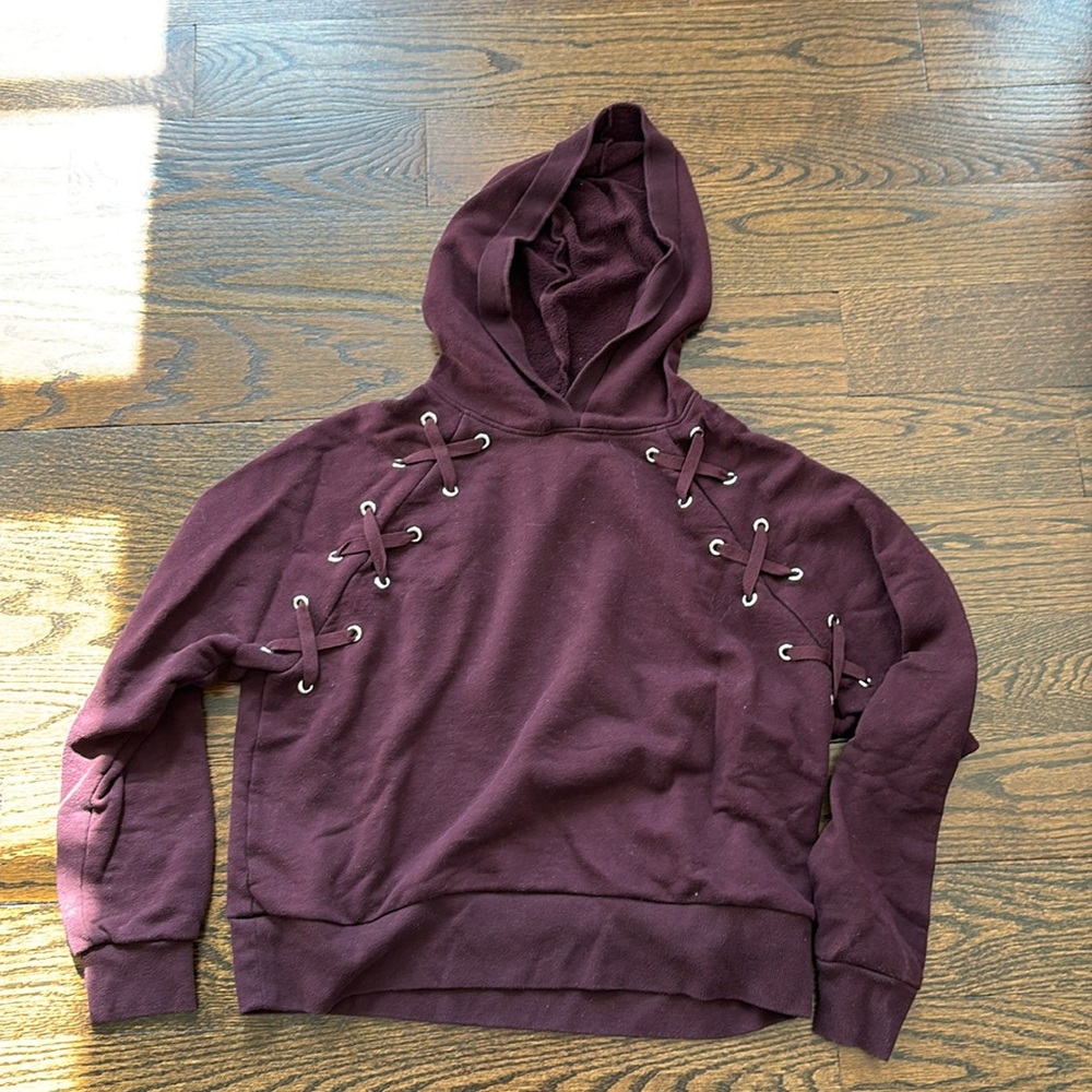Victoria Sport sweatshirt